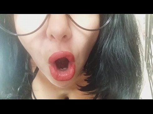 ❤️ Honey, hooyadaa anoo ah hooyadaa kuma ogolaan doonto inaad iskuul aado maanta... aad baan kuugu baahanahay... anaga ❌